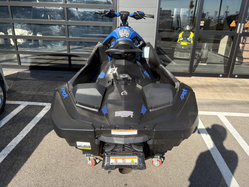 新艇中古艇販売