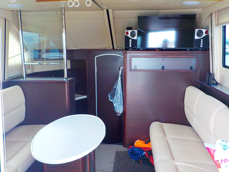 新艇中古艇販売