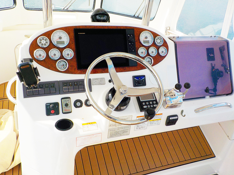 新艇中古艇販売