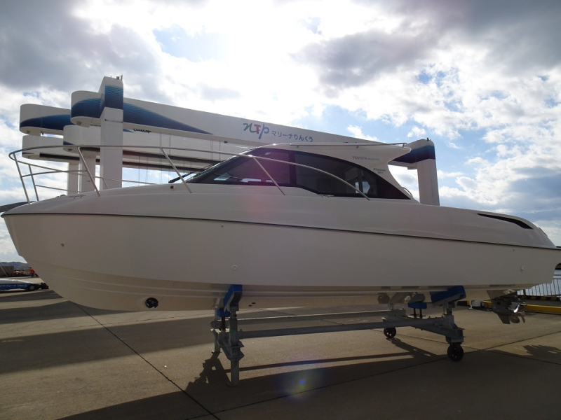 新艇中古艇販売