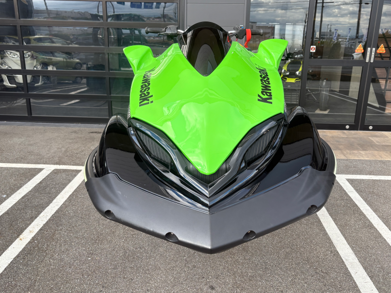 新艇中古艇販売