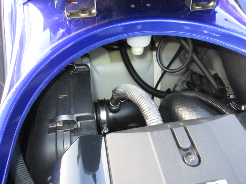 新艇中古艇販売