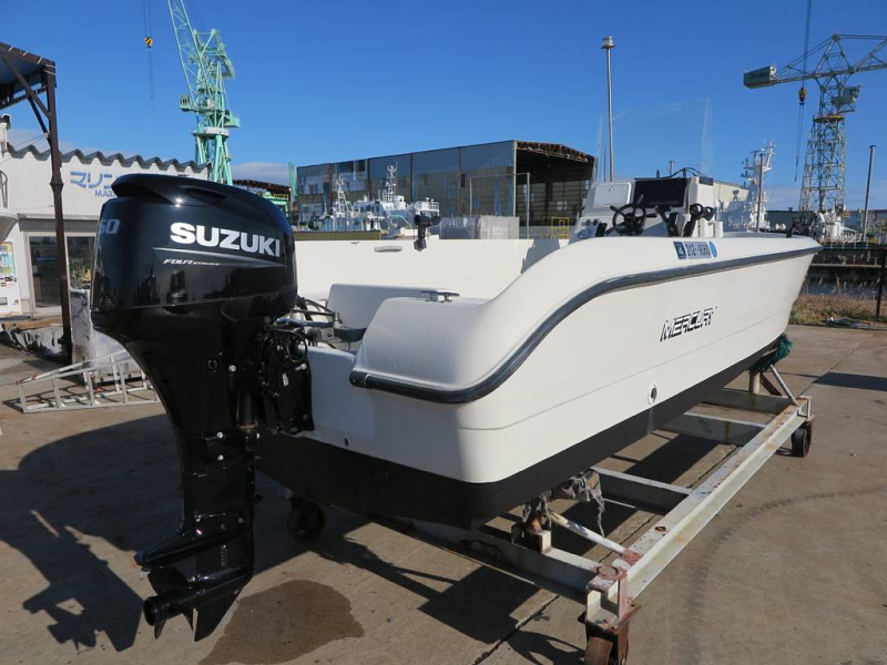 新艇中古艇販売