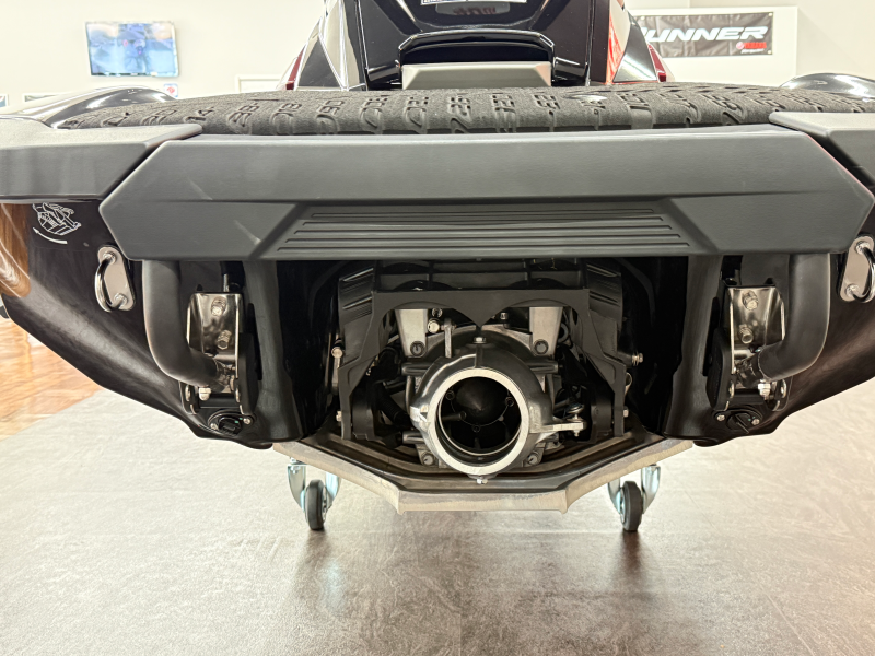 新艇中古艇販売