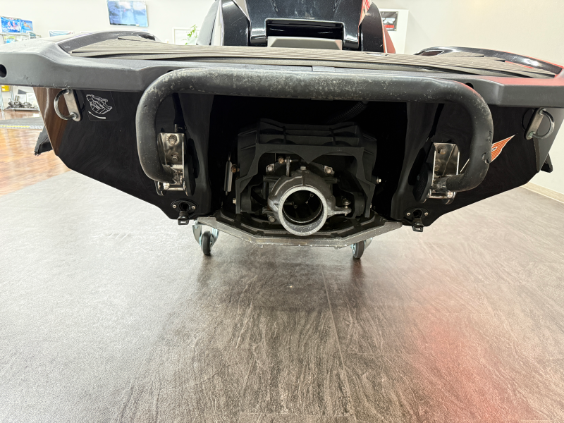 新艇中古艇販売