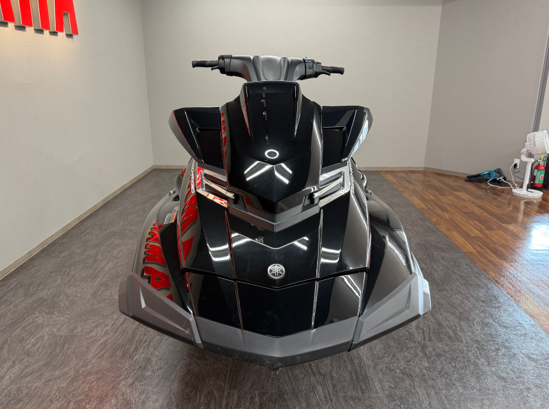 新艇中古艇販売