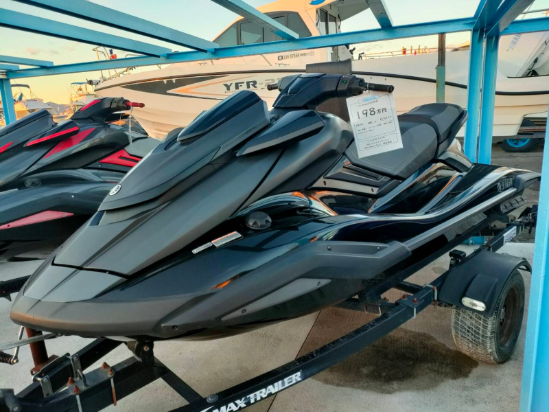 新艇中古艇販売