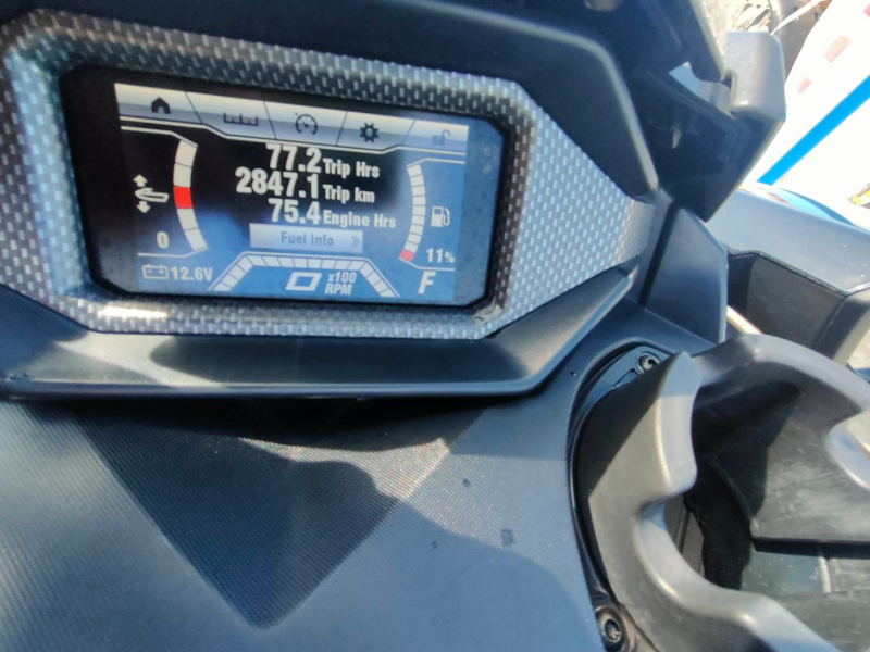 新艇中古艇販売