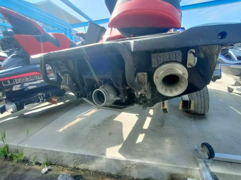 新艇中古艇販売