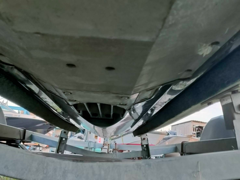 新艇中古艇販売