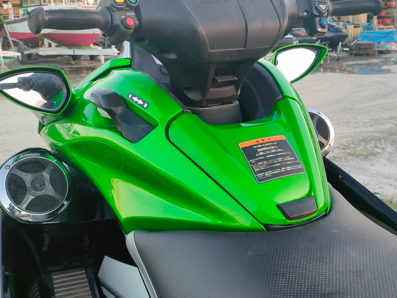 新艇中古艇販売