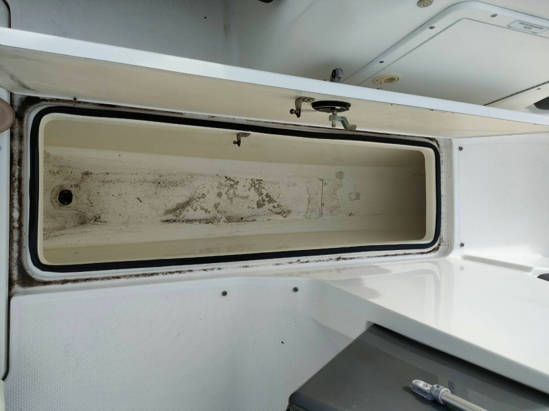 新艇中古艇販売