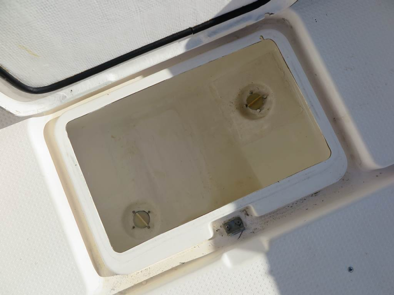 新艇中古艇販売