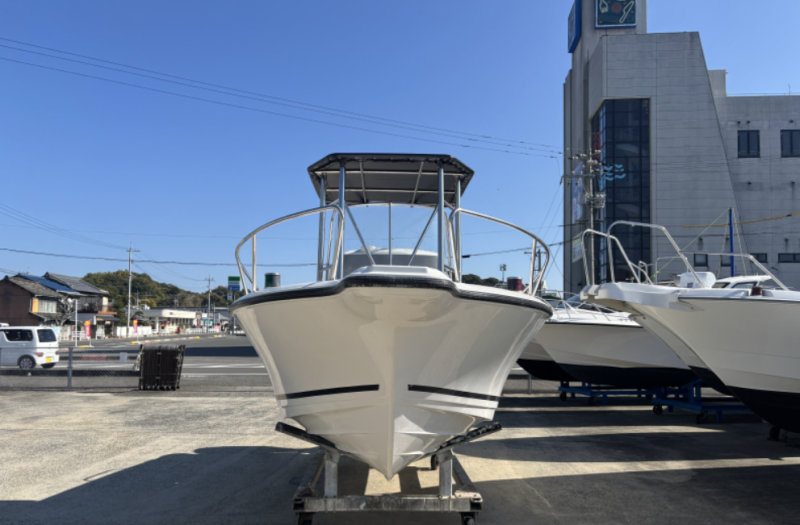 新艇中古艇販売