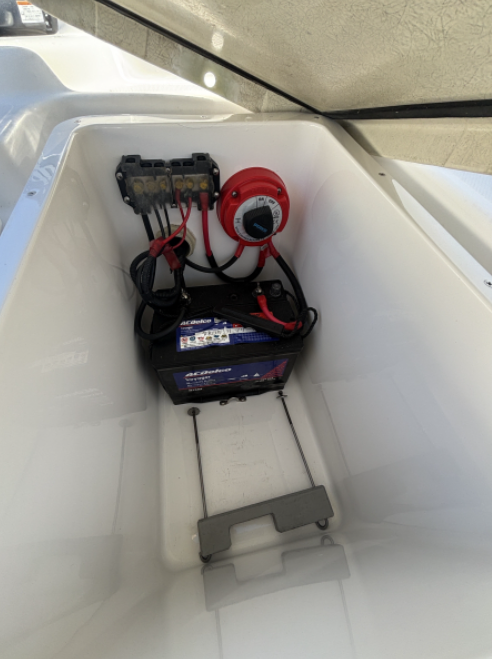 新艇中古艇販売