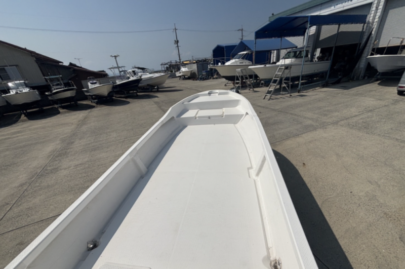 新艇中古艇販売