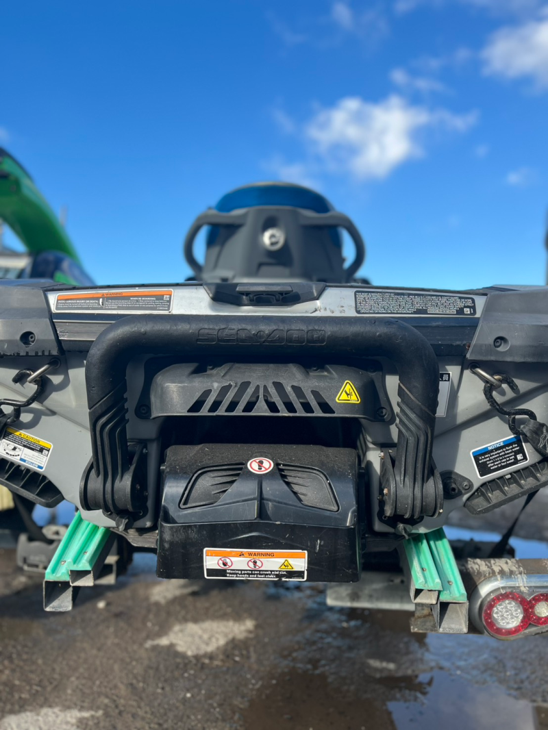 新艇中古艇販売