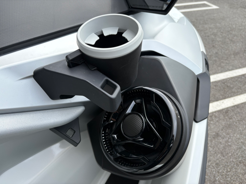 新艇中古艇販売