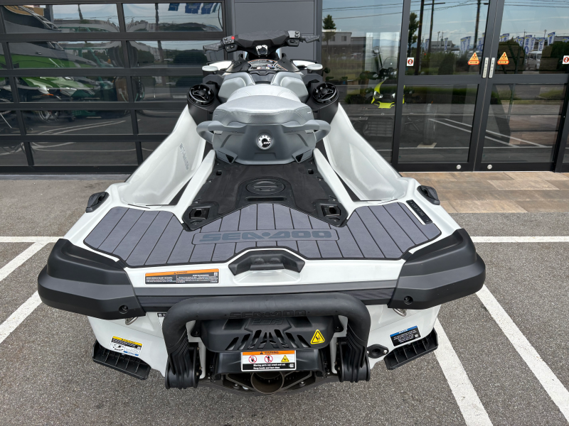 新艇中古艇販売