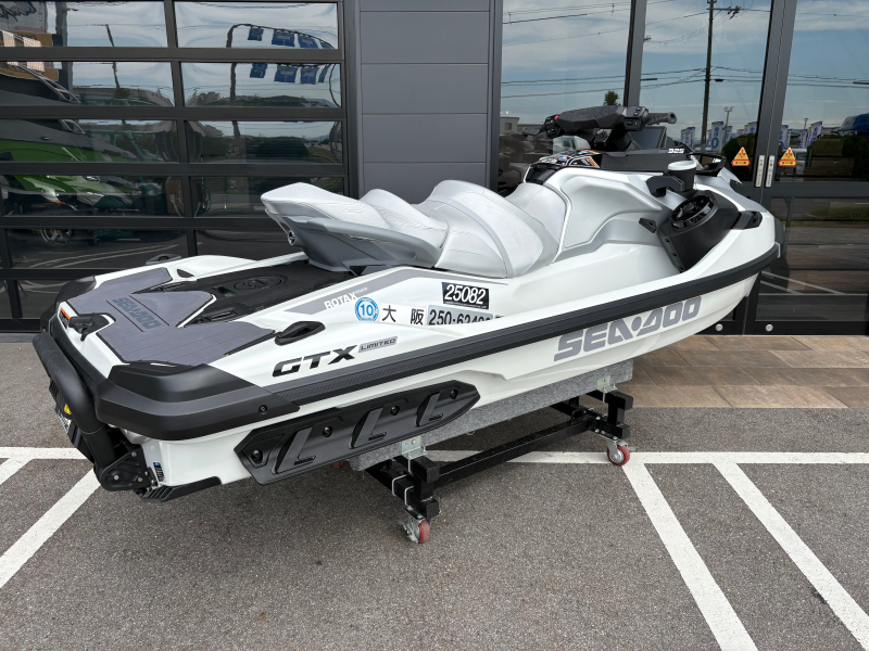 新艇中古艇販売