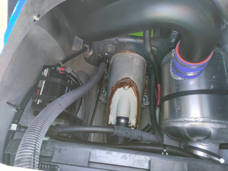 新艇中古艇販売