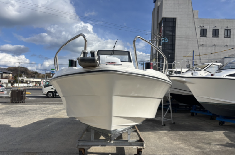 新艇中古艇販売