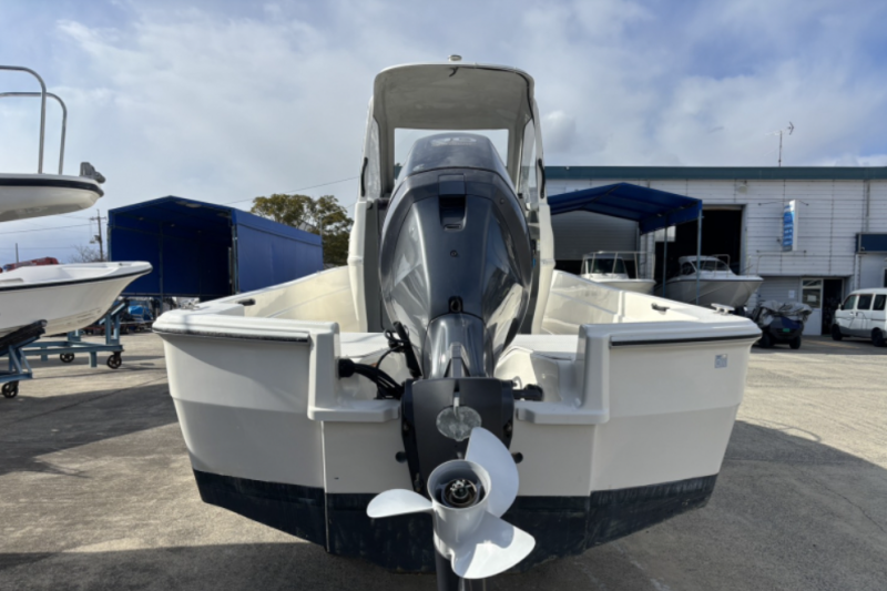 新艇中古艇販売