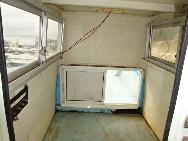 新艇中古艇販売