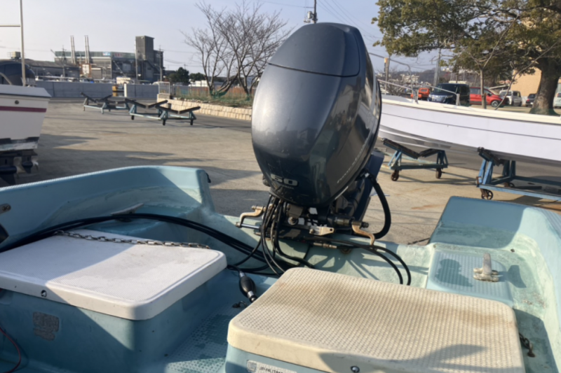 新艇中古艇販売