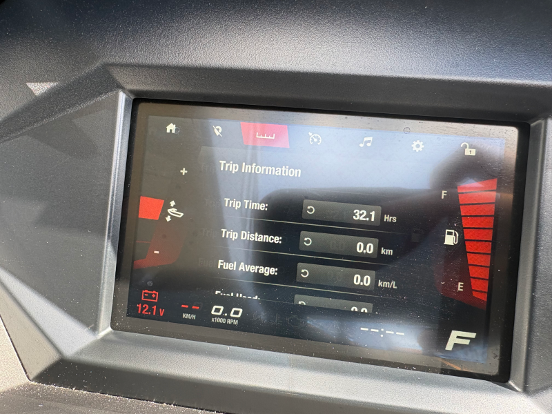 新艇中古艇販売