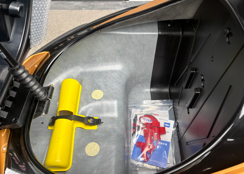 新艇中古艇販売