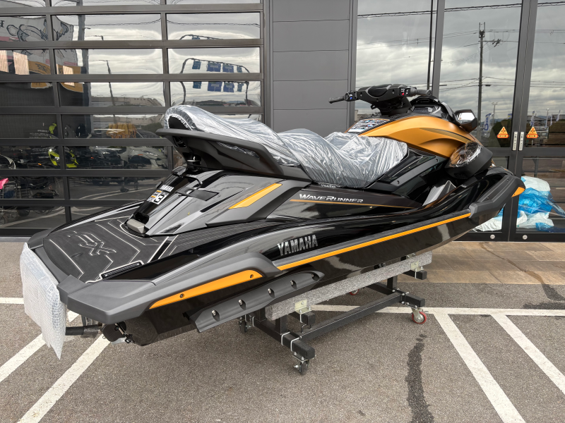 新艇中古艇販売