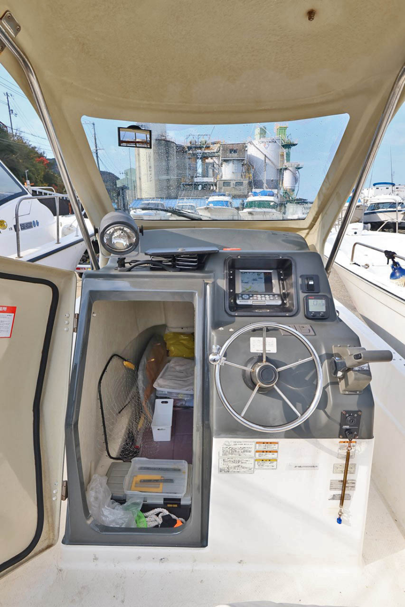 新艇中古艇販売