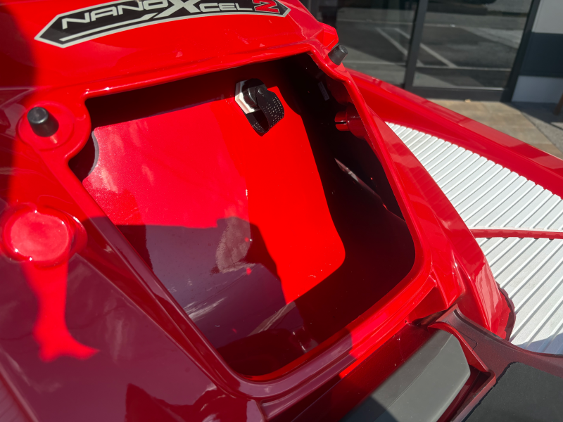 新艇中古艇販売