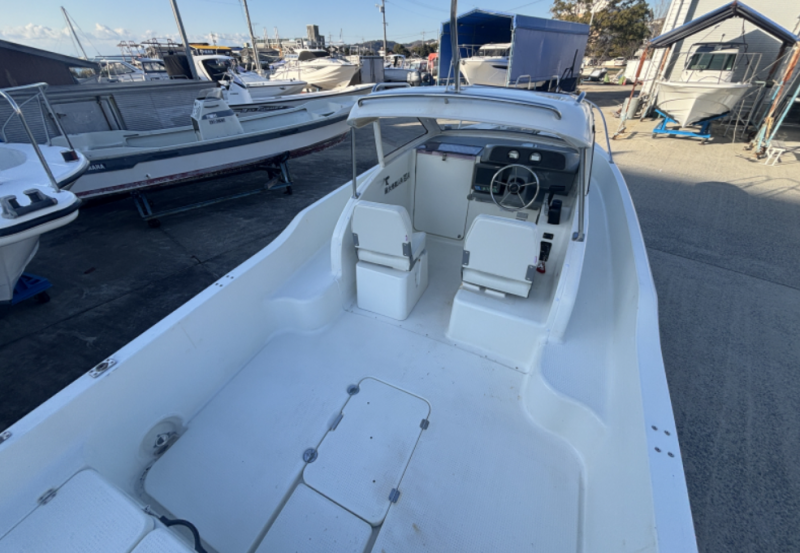 新艇中古艇販売