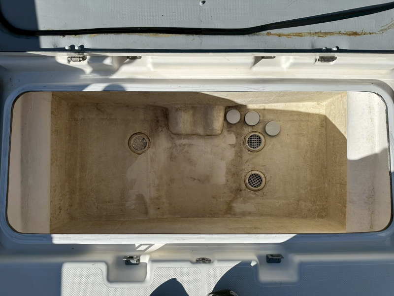 新艇中古艇販売