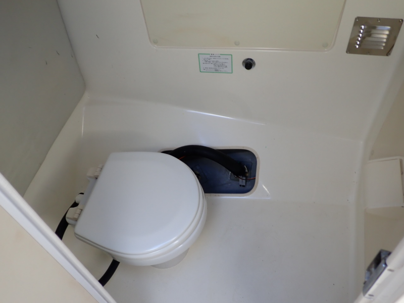 新艇中古艇販売