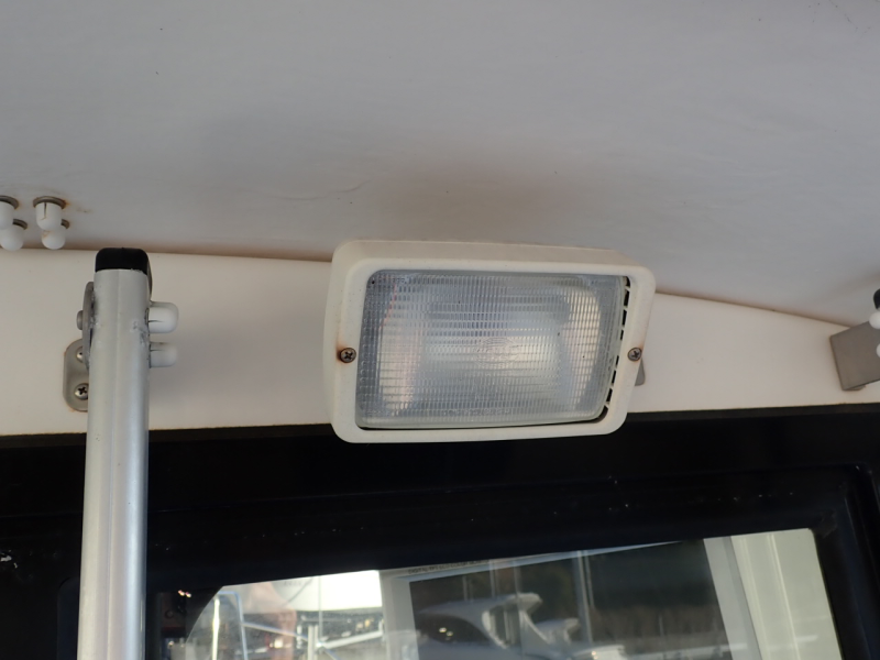 新艇中古艇販売