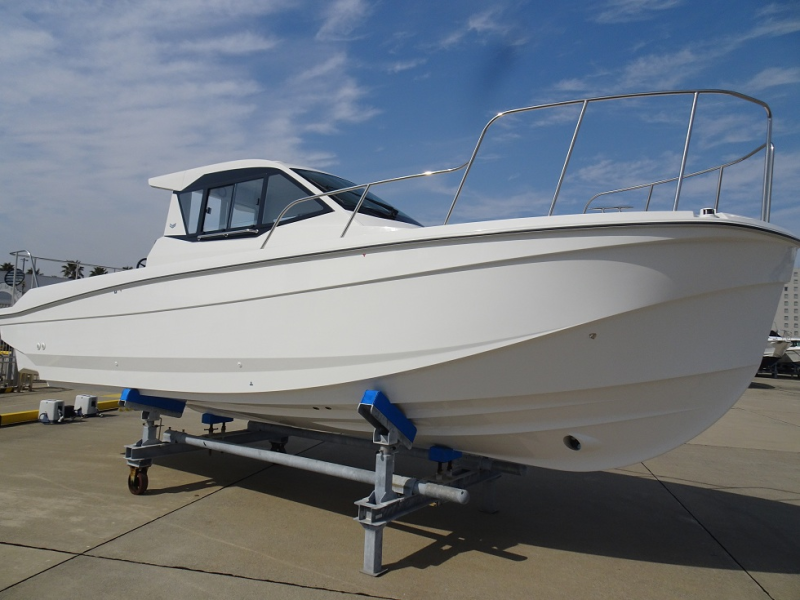 新艇中古艇販売