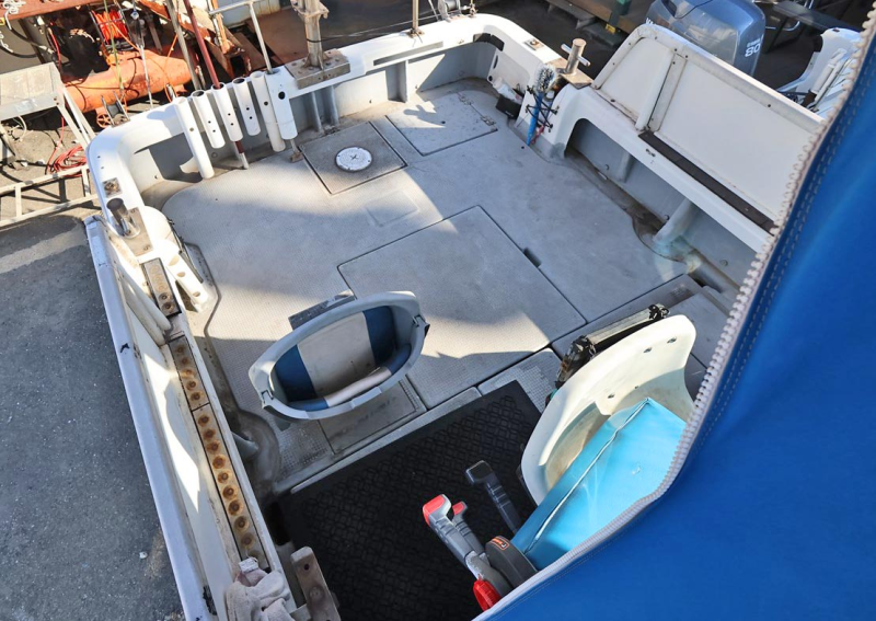 新艇中古艇販売