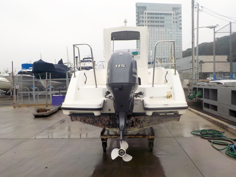 新艇中古艇販売