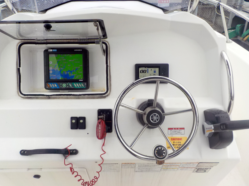 新艇中古艇販売