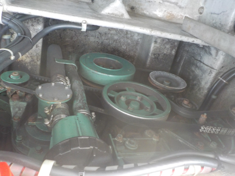 新艇中古艇販売