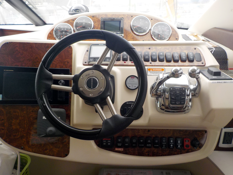 新艇中古艇販売