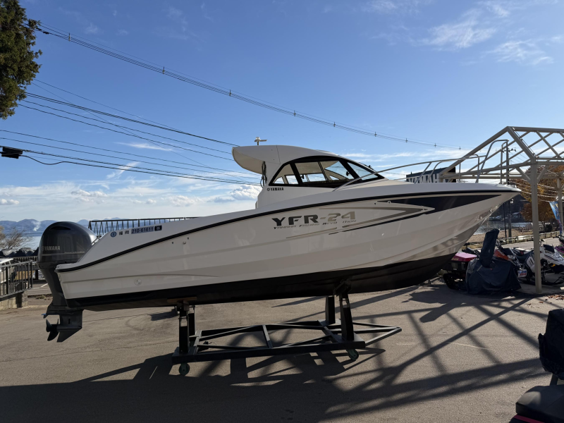 新艇中古艇販売