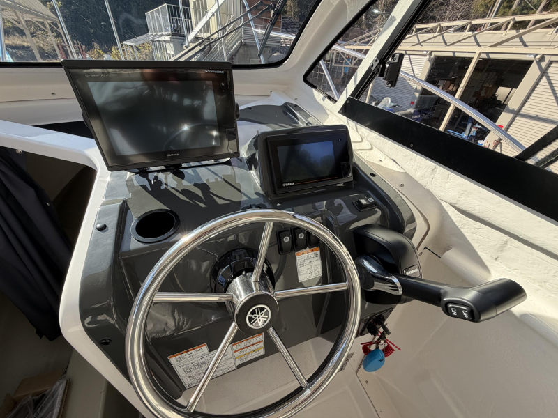 新艇中古艇販売