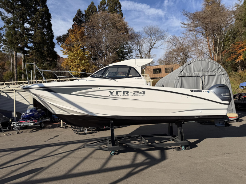 新艇中古艇販売