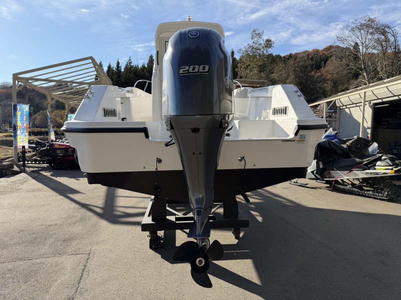 新艇中古艇販売