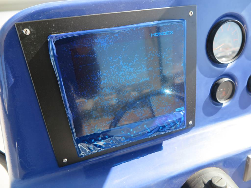 新艇中古艇販売