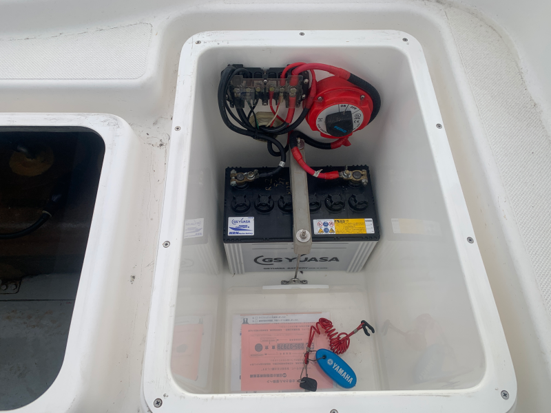 新艇中古艇販売